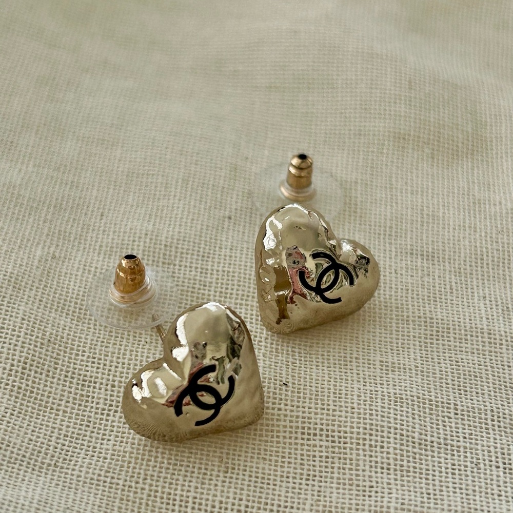 Chanel Gold Heart Earrings